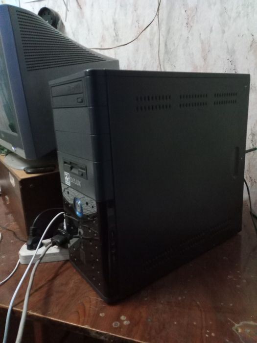 Системник для нескладних задач