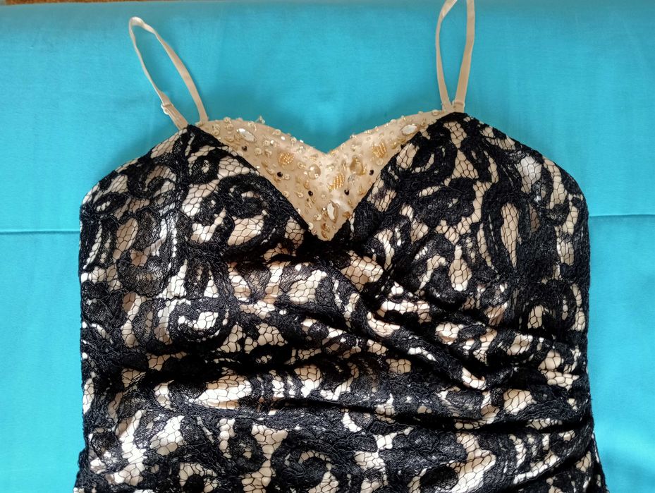 Vestido cerimónia renda preta