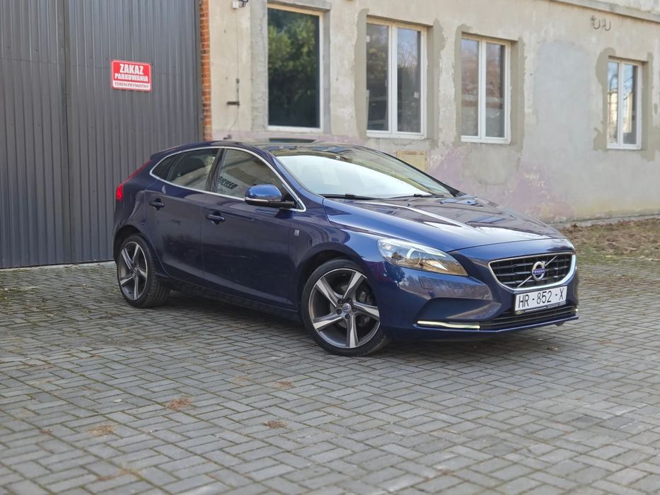 Volvo V40 Ocean Race*Panorama*Kamera*Bixenon