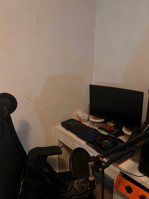 Apartamento T3 com duas casas de banho