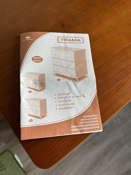 Cómoda Trama em excelente estado