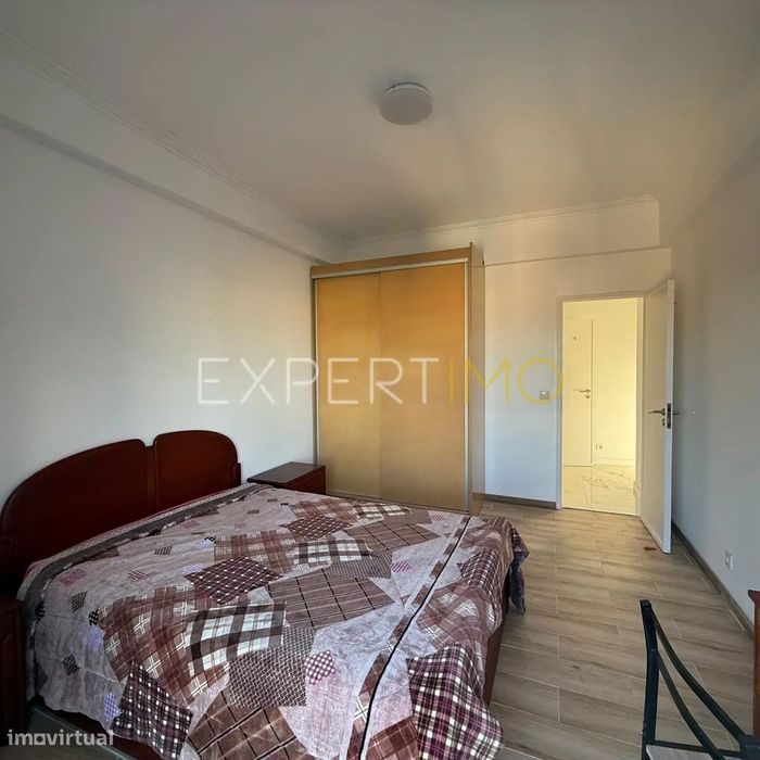 Apartamento com 3 quartos totalmente remodelado na Reboleira...