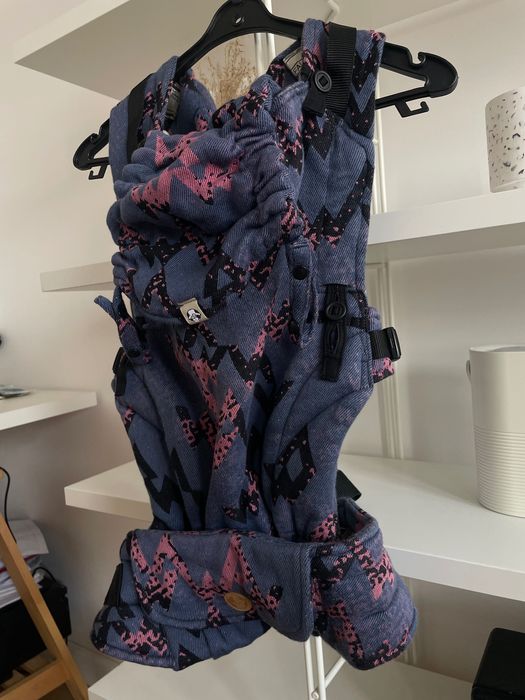 Nosidło lennylamb różow wzór wawa lennyupgrade granatowe