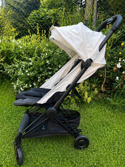Cybex coya off white