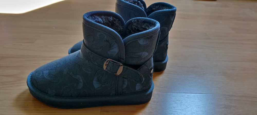 Kozaki krótkie botki śniegowce 35 wkładka 21cm jak nowe
