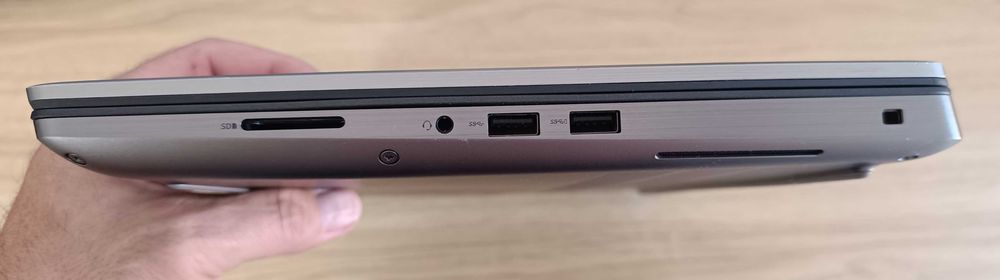 Dell Precision 7550 i9-10885H 64GB RTX 4000 8 GB DDR5 256 bit SSD 1000GB IPS NOWA BATERIA Windows 11 Pro