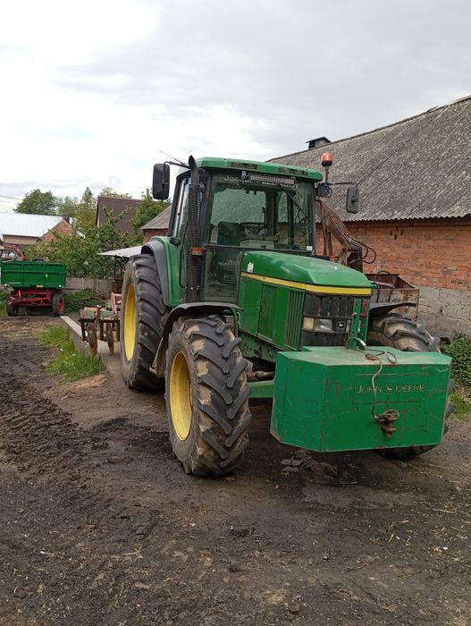 Ciągnik rolniczy John Deere 6910