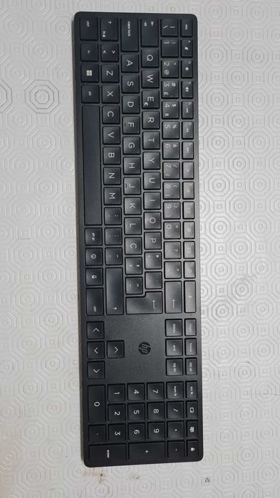 All-in-One HP EliteOne 870 G9 i7 27" 16GB 1TB