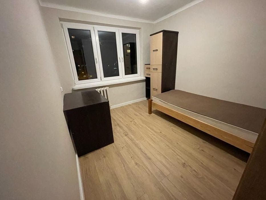 Dwa pokoje 37 m2, osiedle Sady, piętro 4/10 winda