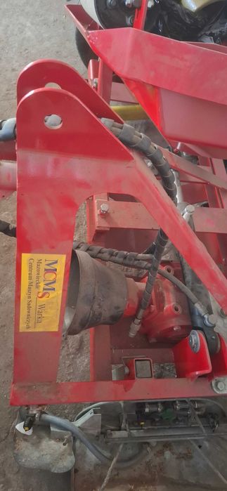 glebogryzarka podkoronowa sadownicza