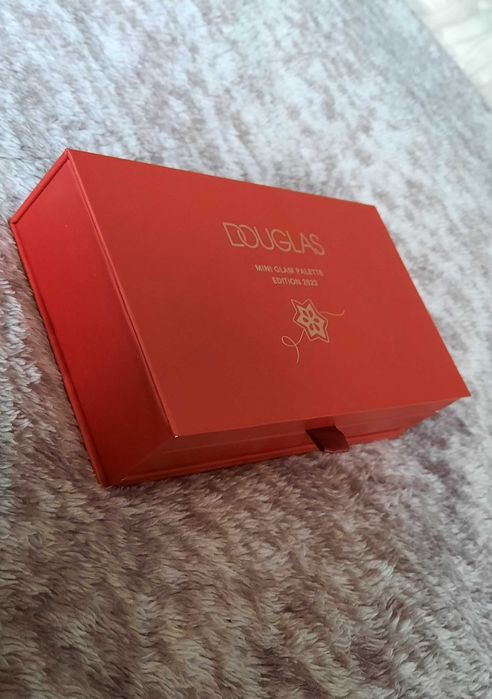 Dougles Mini Palette