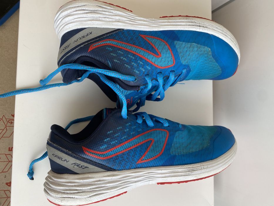 Спортивні кросівки розмір 35 Kalenji Decathlon