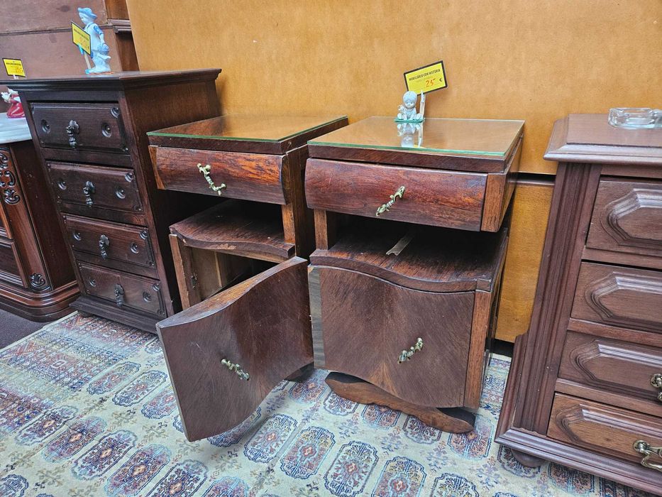 Vintage Art Deco-style Nightstands – With Numerous Signs of Use