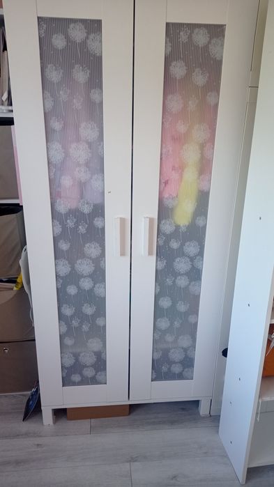 Zestaw mebli szafa plus komoda