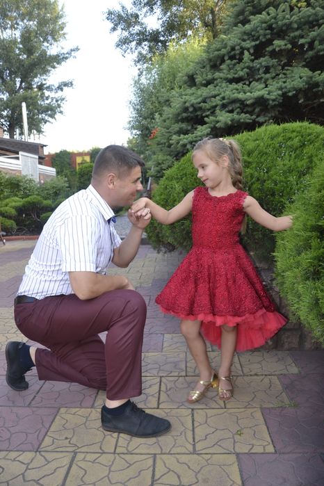 Платье для праздника, выпускного в садике