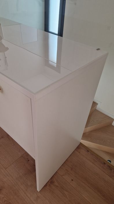 Toucador branco IKEA/Zara