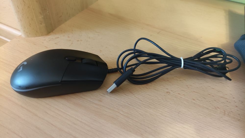 Миша Logitech G102 Lightsync (на запчастини)