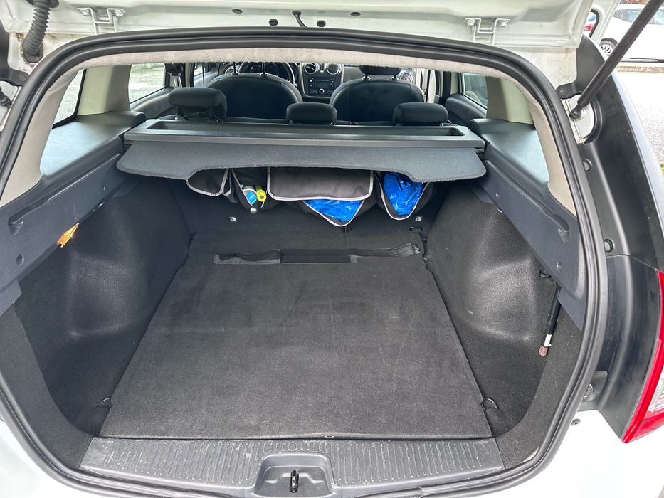 Logan DACIA GPL verde