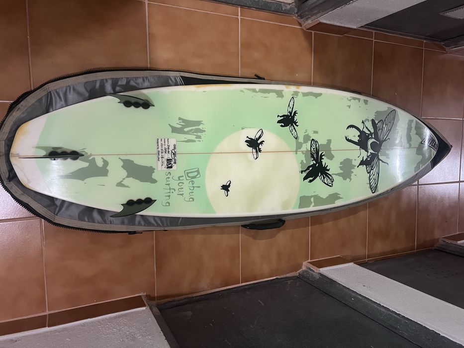Prancha surf e fato
