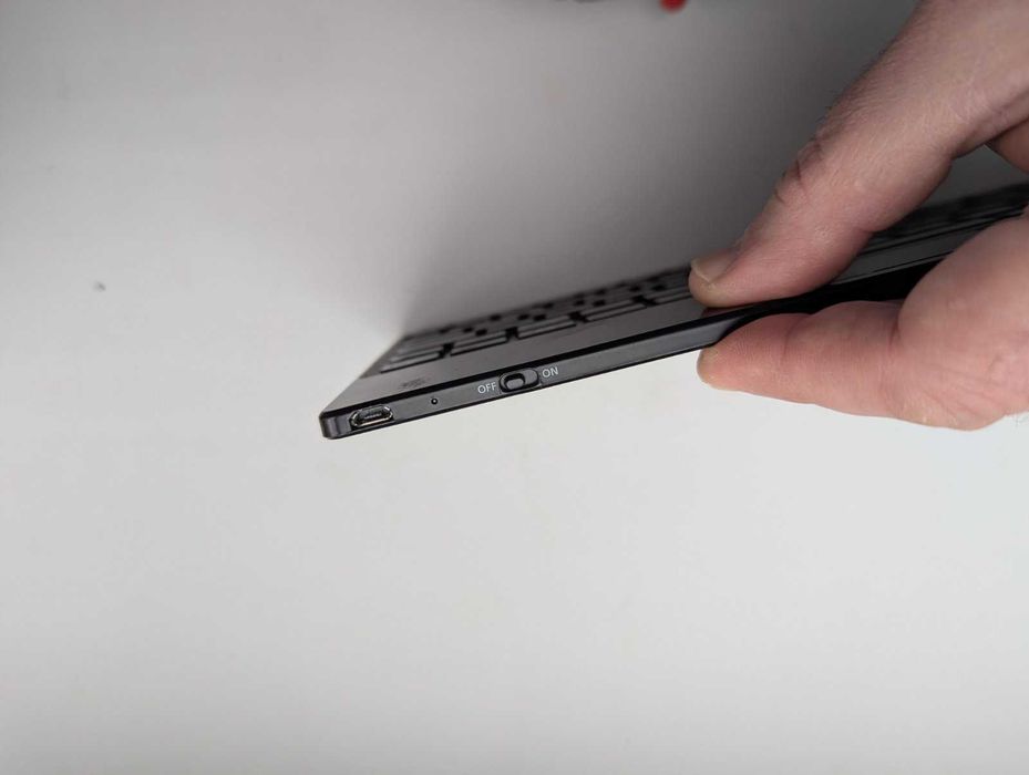 Bluetooth-клавиатура Fujitsu LX370 беспроводная с аккумулятором