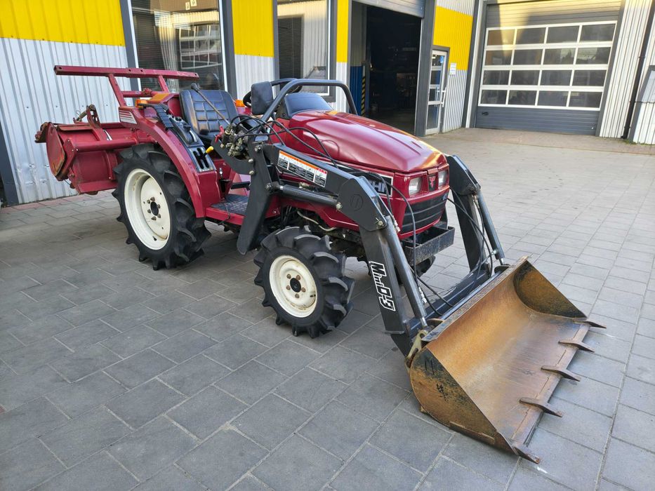 Японський мінітрактор Mitsubishi MT 165