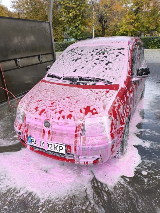 Автомобіль Panda