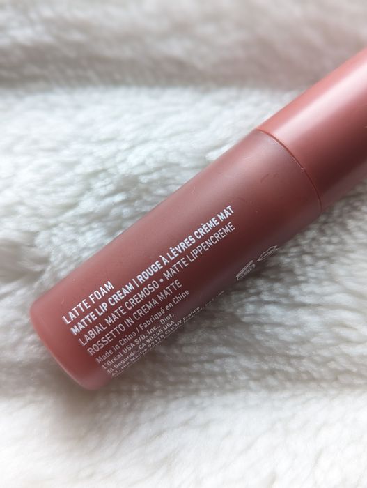 NYX Smooth Whip Matte Lip Cream Latte Foam
