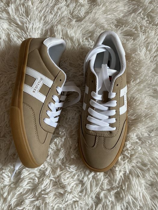 Nowe sneakersy TH