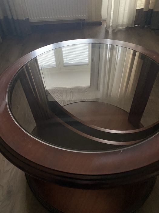 Журнальний столик скляний