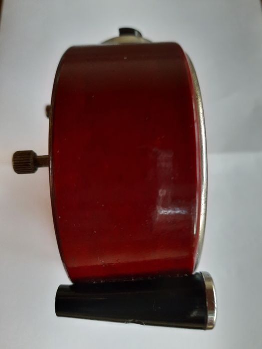 Часы - будильник "Umf - Ruhla".