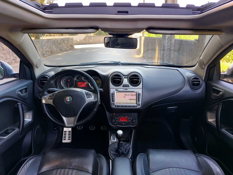 Alfa Romeo MiTo — fotografia 12
