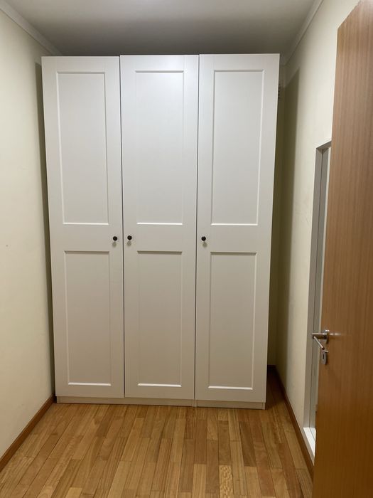 Guarda-roupa IKEA PAX/GRIMO 3 portas em excelente estado