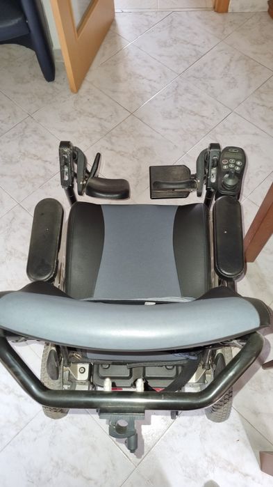 Cadeira de Rodas Eletrica