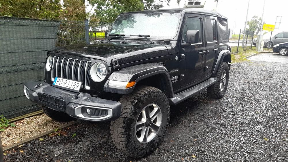 Jeep Wrangler Sprzedam Jeep Wrangler Sahara wersja Unlimited JL