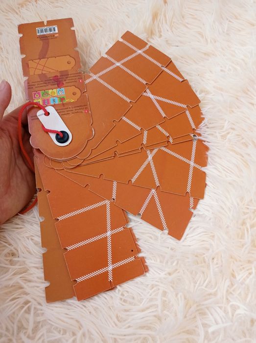 Зоологіка шнурівка розвивашка