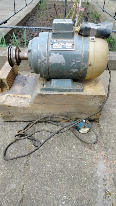 Електродвигуни робочі та різні