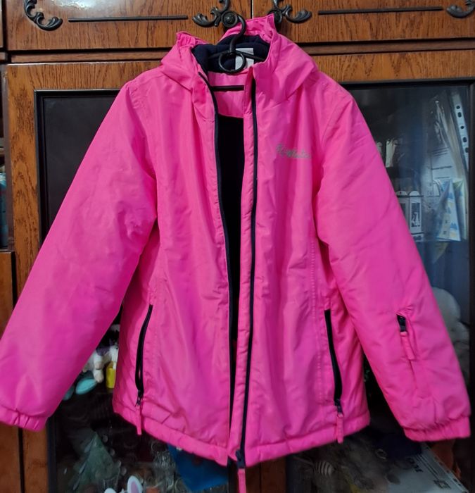 Демісезонна курточка для дівчинки