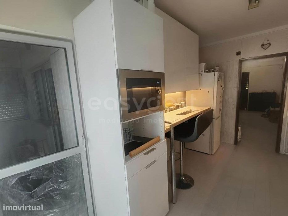 Apartamento T3 com Garagem Box