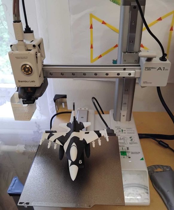 F16 літак винищувач маштаб 1:72 F16 (самолёт  истребитель)