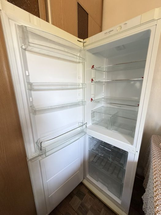 Продам холодильник.