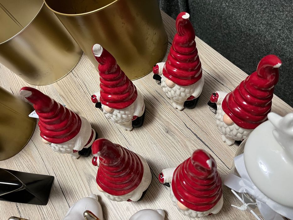 Skrzaty i inne ceramiczne zestaw uszkodzone