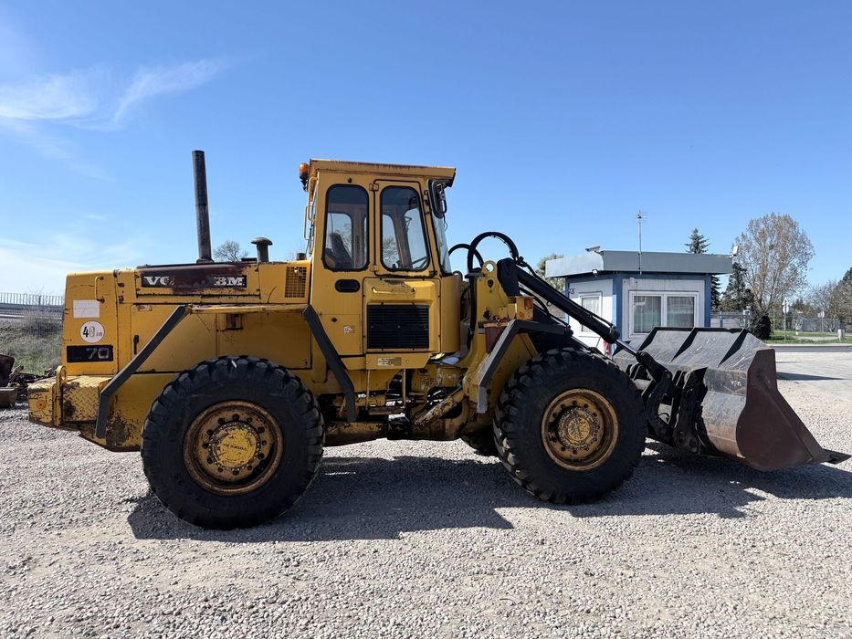 Volvo L70 BM  Ładowarka czołową VOLVO BM L70, widły -łyżka,NOWE OPONY