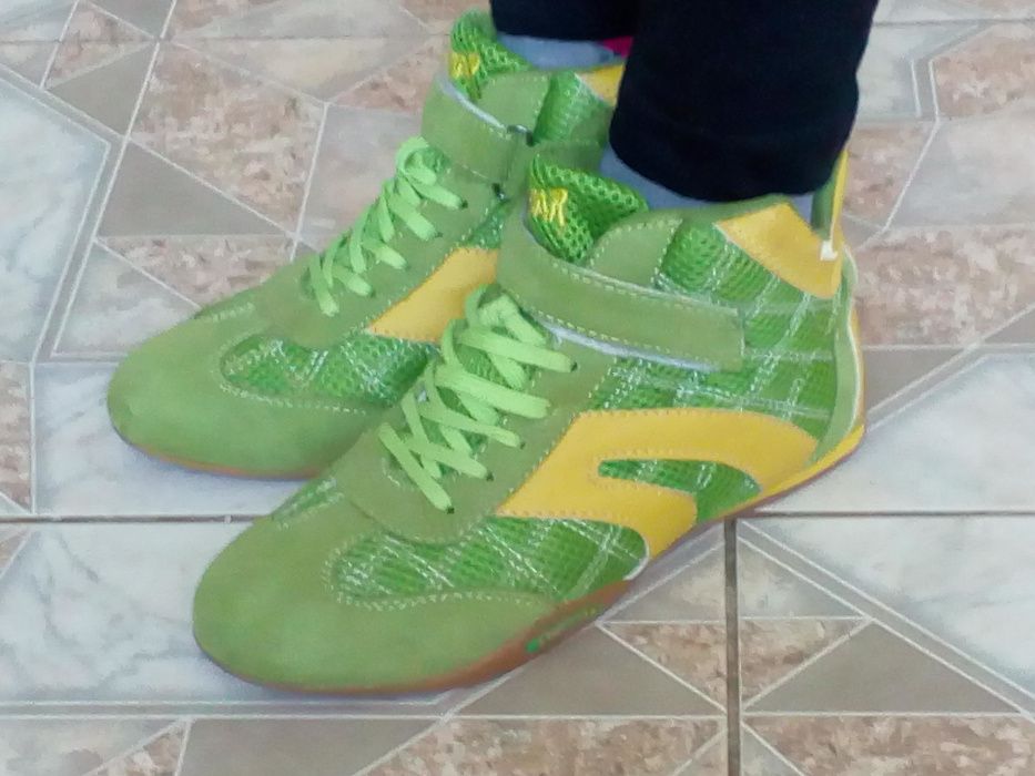 Спортивные кроссовки ботинки AirStar