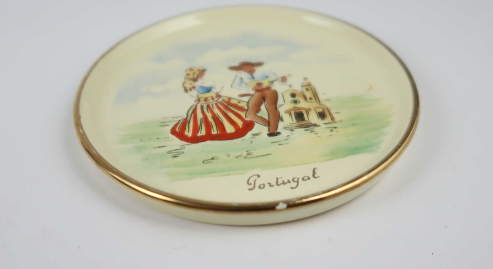 2 Pratos pequenos em faiança Aleluia