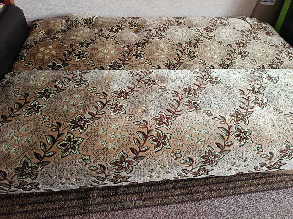 Срочно продам диван