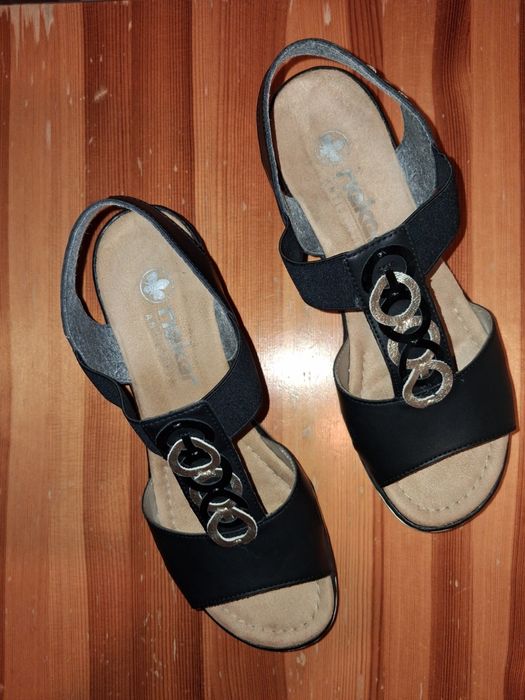 Sandały Rieker 41 super eleganckie i wygodne