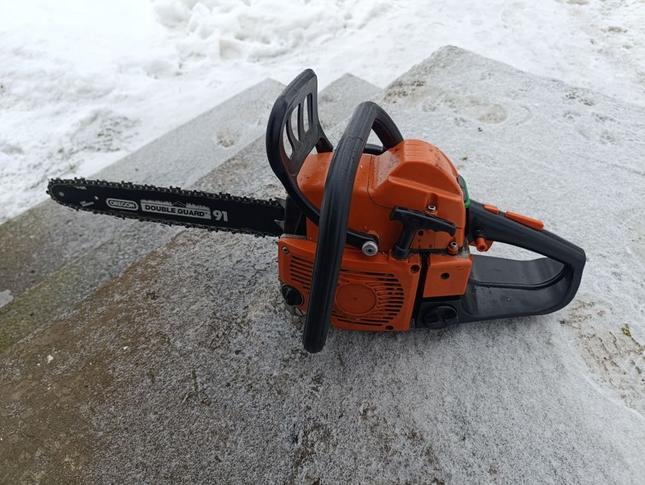 Продам старі бензо пили робочі 80х90х років