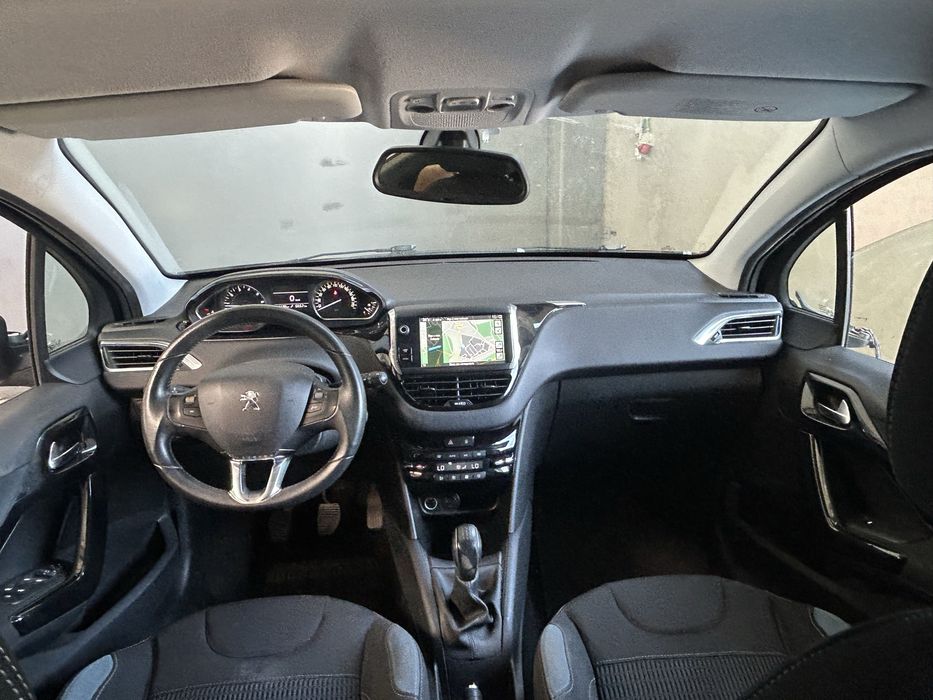 Peugeot 208 1.2 Vti  Style de 2014