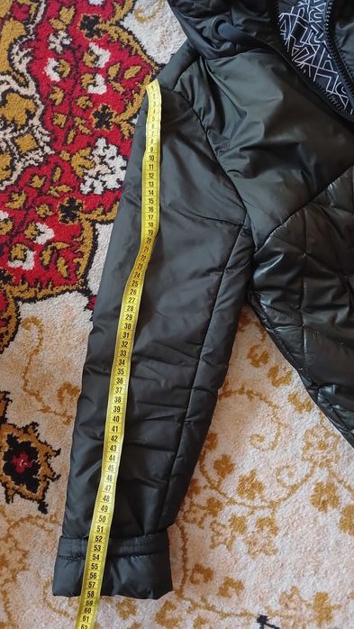Куртка жіноча 46 розмір