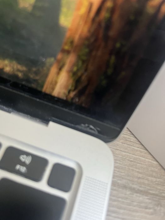 Macbook air 2020 i5-1.1ghz